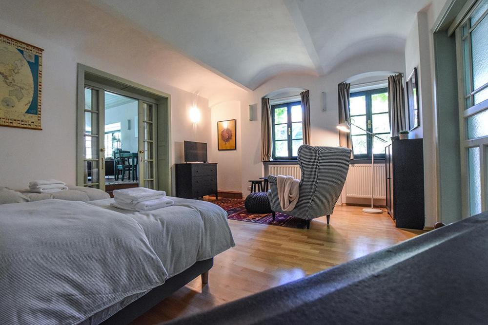 Dum V Zahrade Apartman Písek Kültér fotó