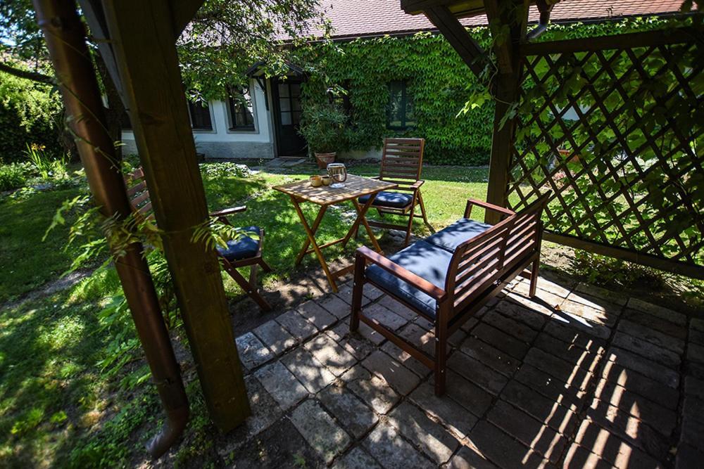 Dum V Zahrade Apartman Písek Kültér fotó