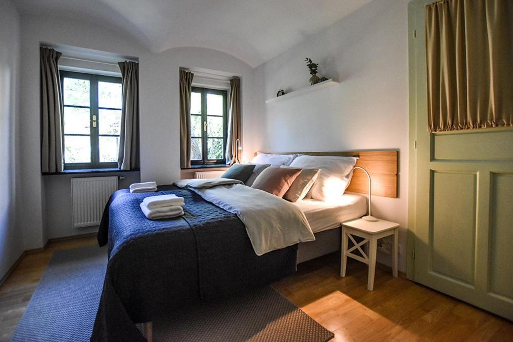 Dum V Zahrade Apartman Písek Kültér fotó